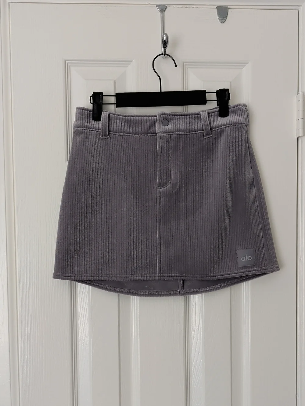 Alo Yoga Ribbed Velour Baller Mini Skirt